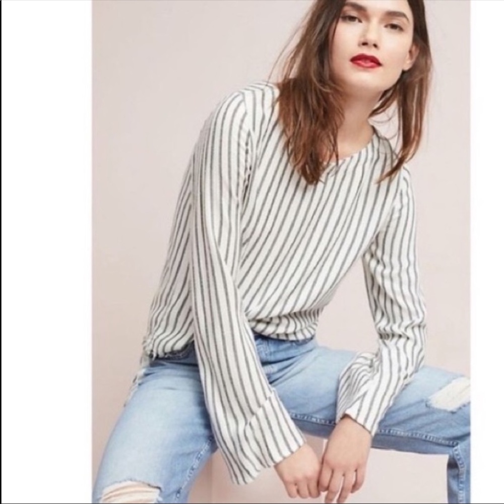 Anthropologie Cloth and Stone Bell Sleeved Top